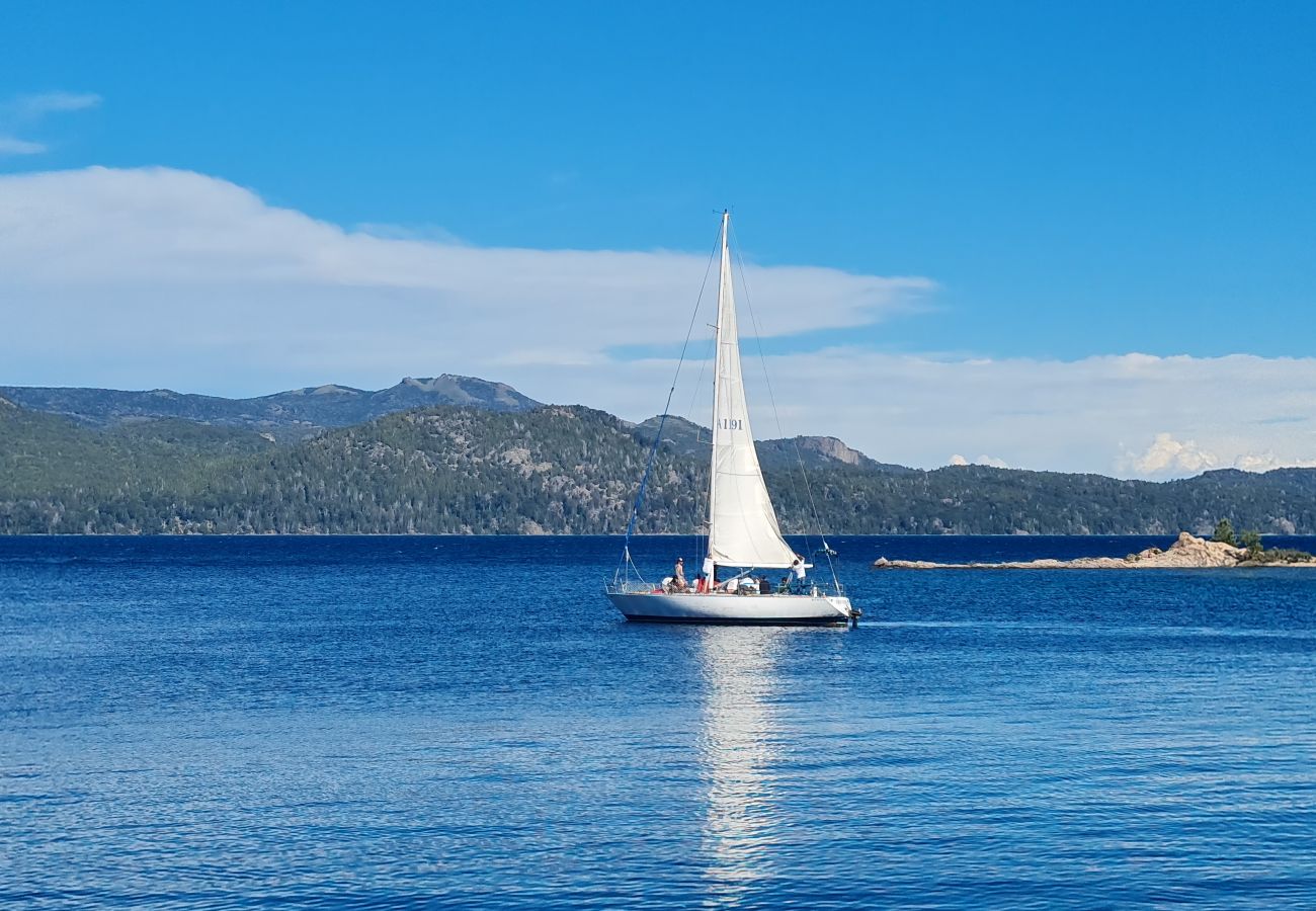 Estudio en San Carlos de Bariloche - Terrazas del Lago I F con vista al Lago