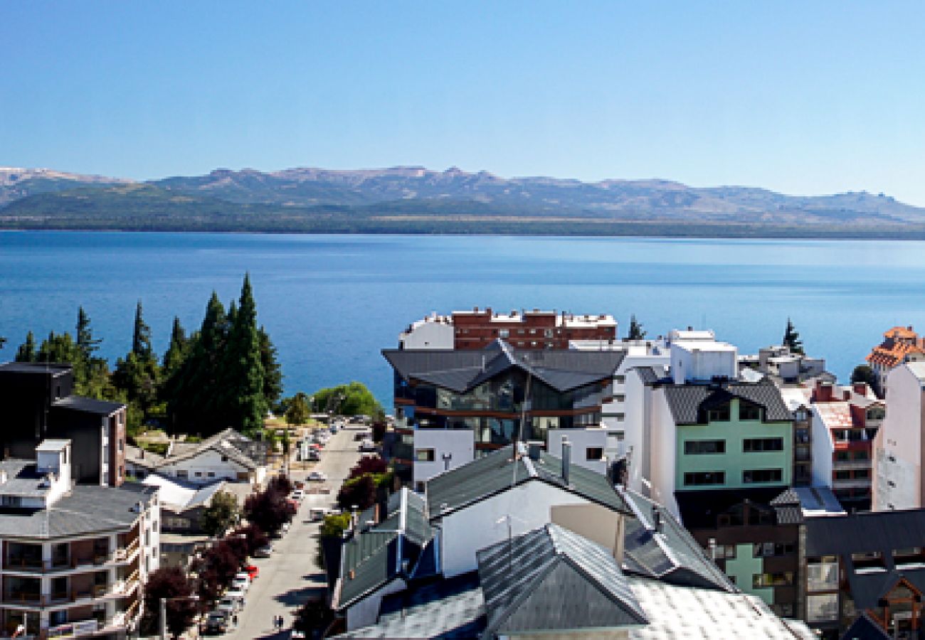 Apartamento en San Carlos de Bariloche - Dto. Periscopio con una imponente vista al lago