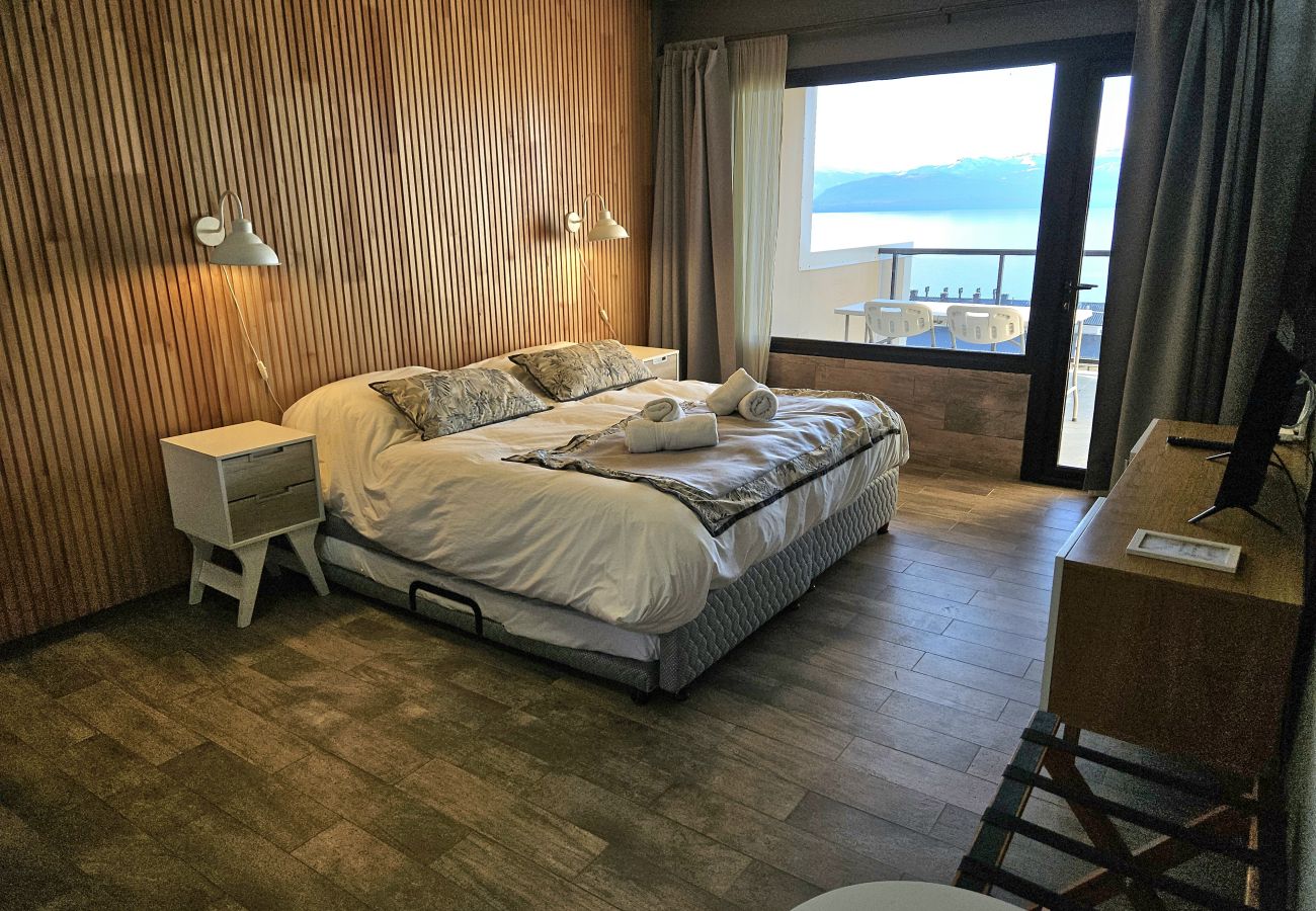 Estudio en San Carlos de Bariloche - Dto. Suizo I con vista al lago, Terraza y Estac.