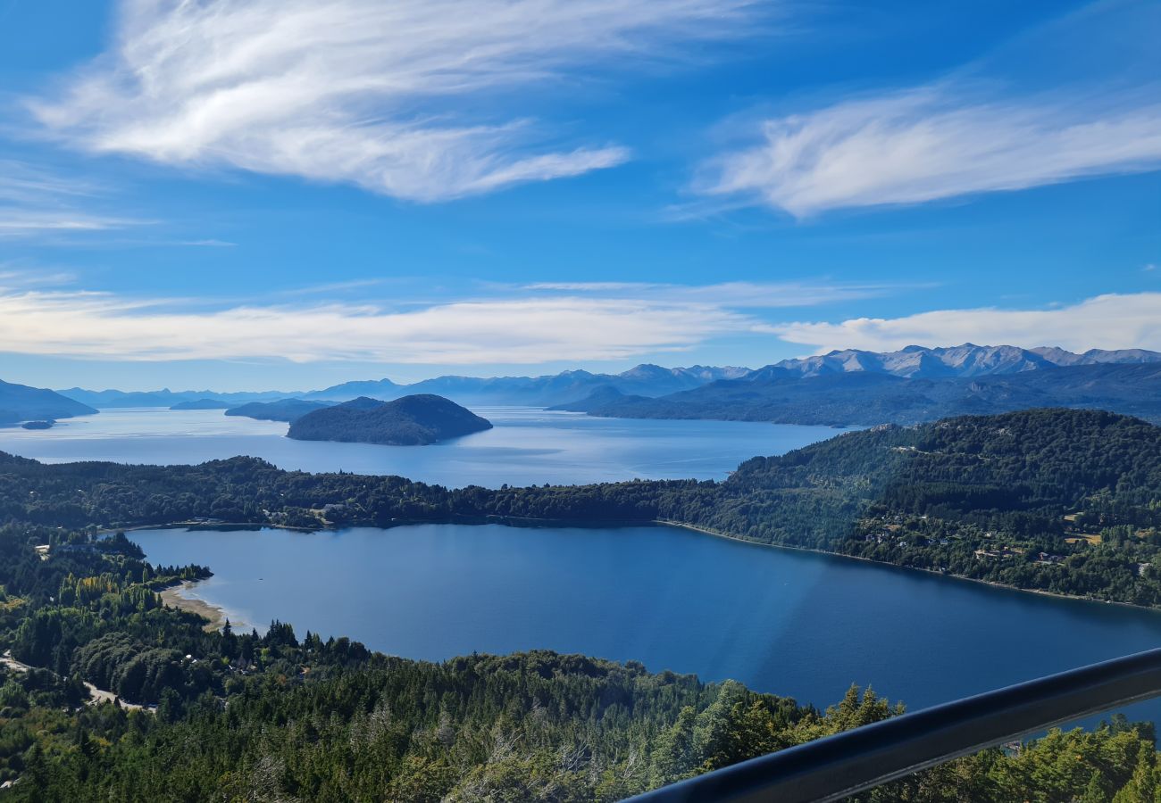 Casa en San Carlos de Bariloche - Casa Antaico con parrilla