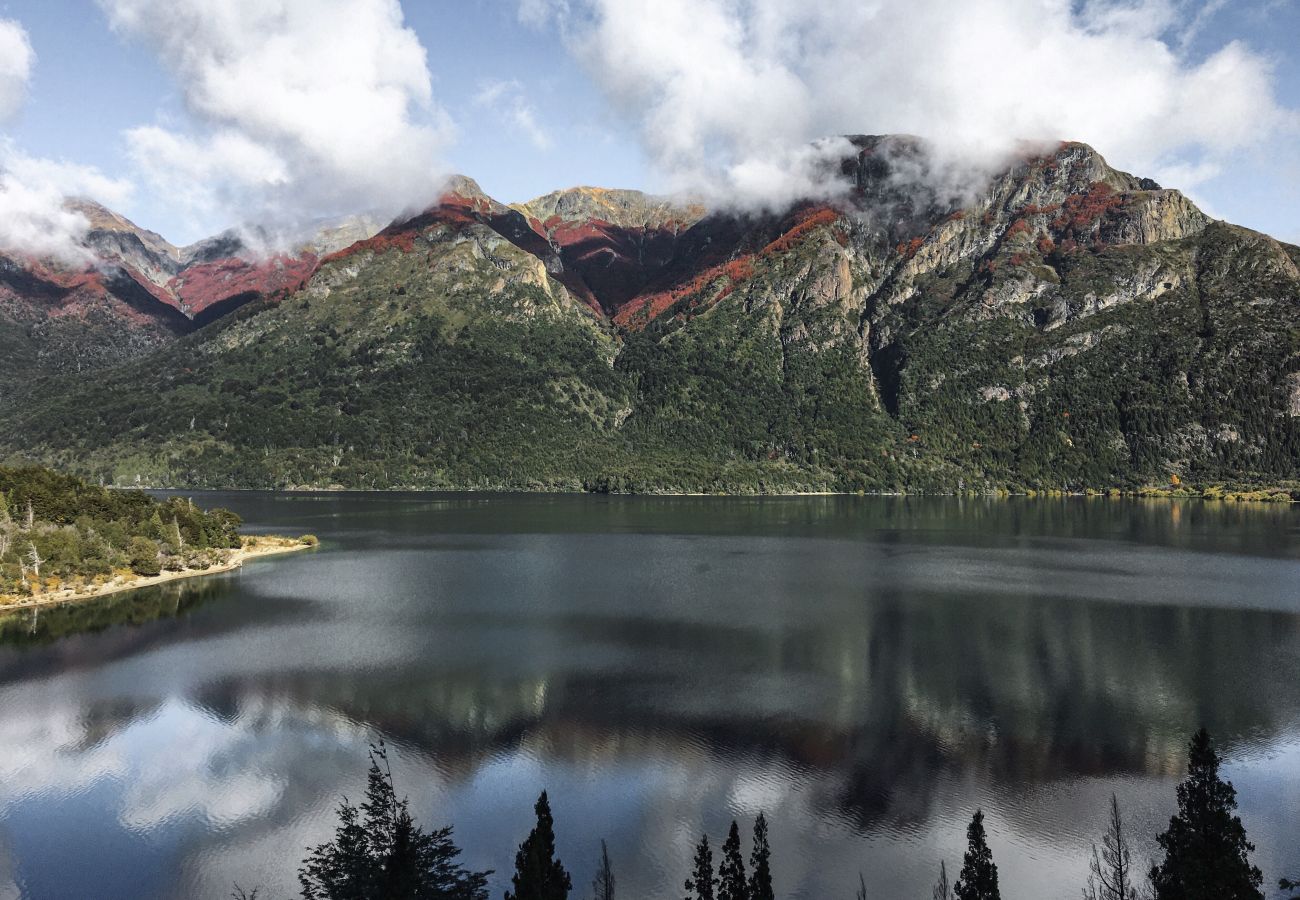 Casa en San Carlos de Bariloche - Casa Antaico con parrilla