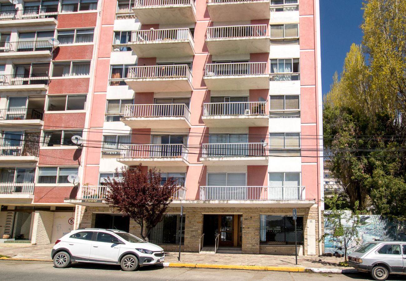 Apartamento en San Carlos de Bariloche - Dto. Simple, a una cuadra de todo!